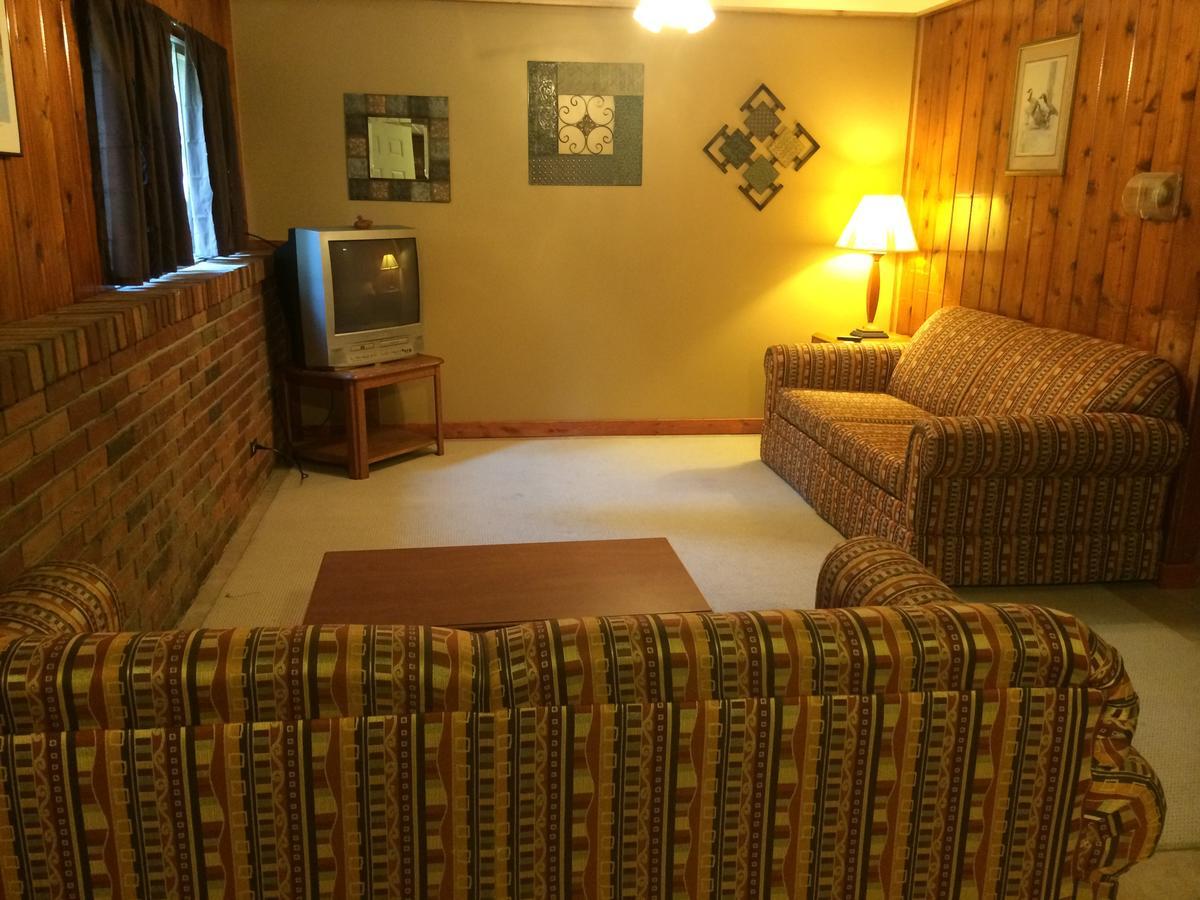 Alpine Motel Branch Exterior photo