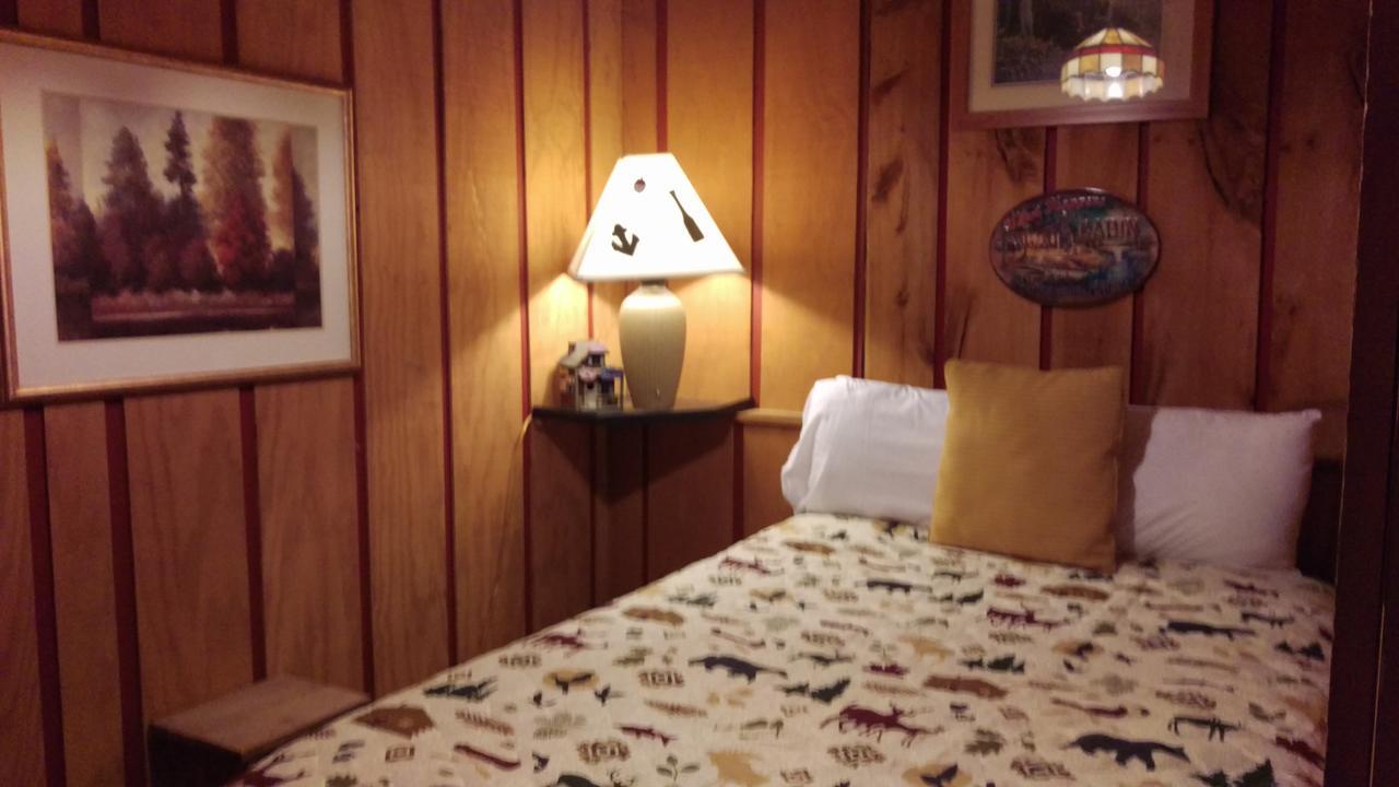 Alpine Motel Branch Exterior photo